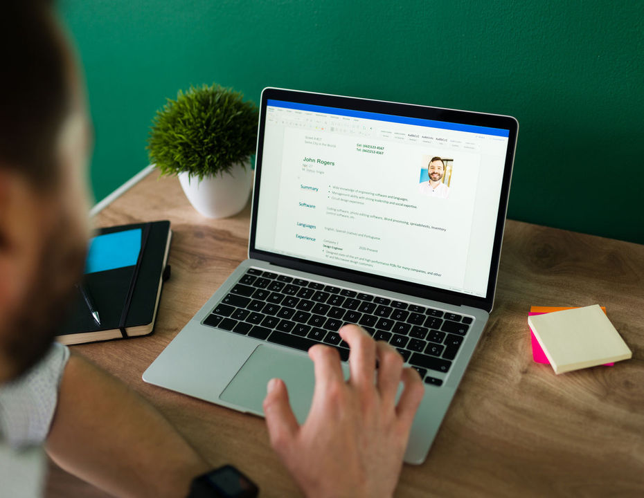 5 Best Background check tools in 2025 (Free & Paid)