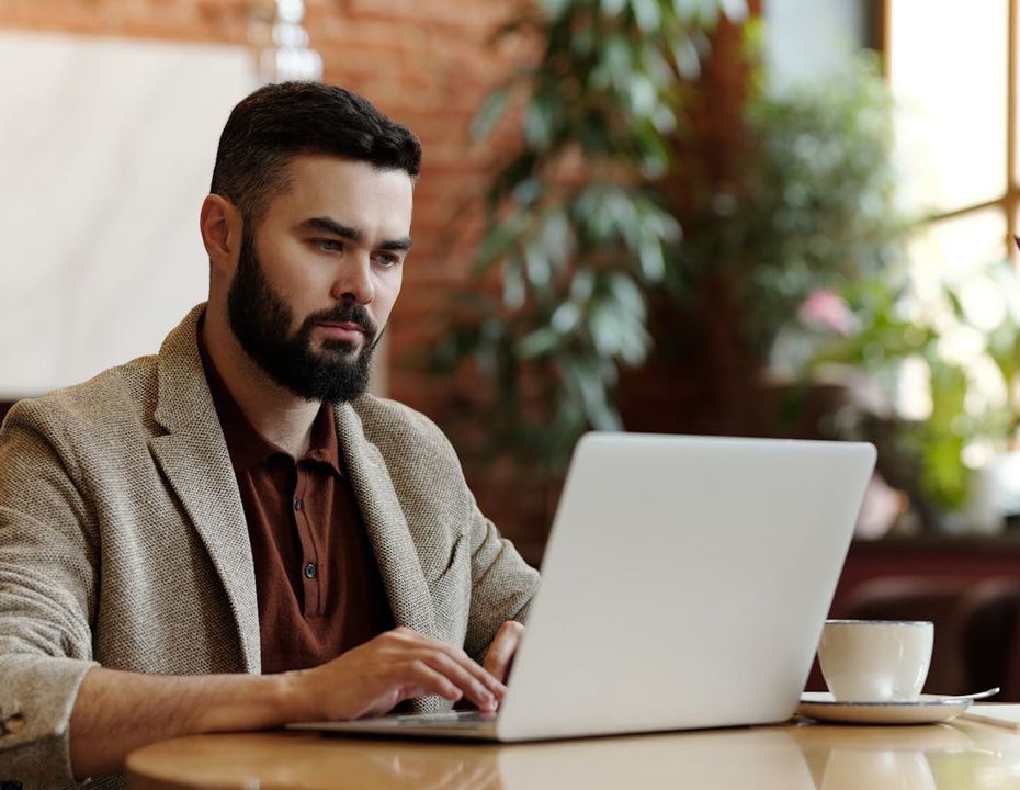 How Reverse Image Search Can Help Detect Unauthorized Logo Usage