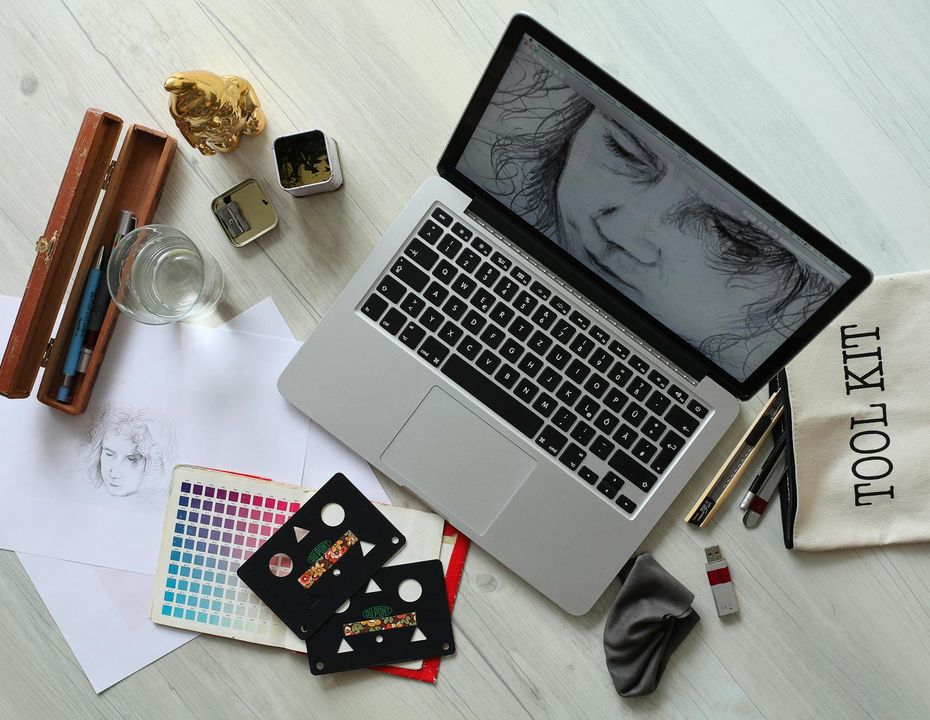 Benefits of Reverse Image Search for Graphic Designers