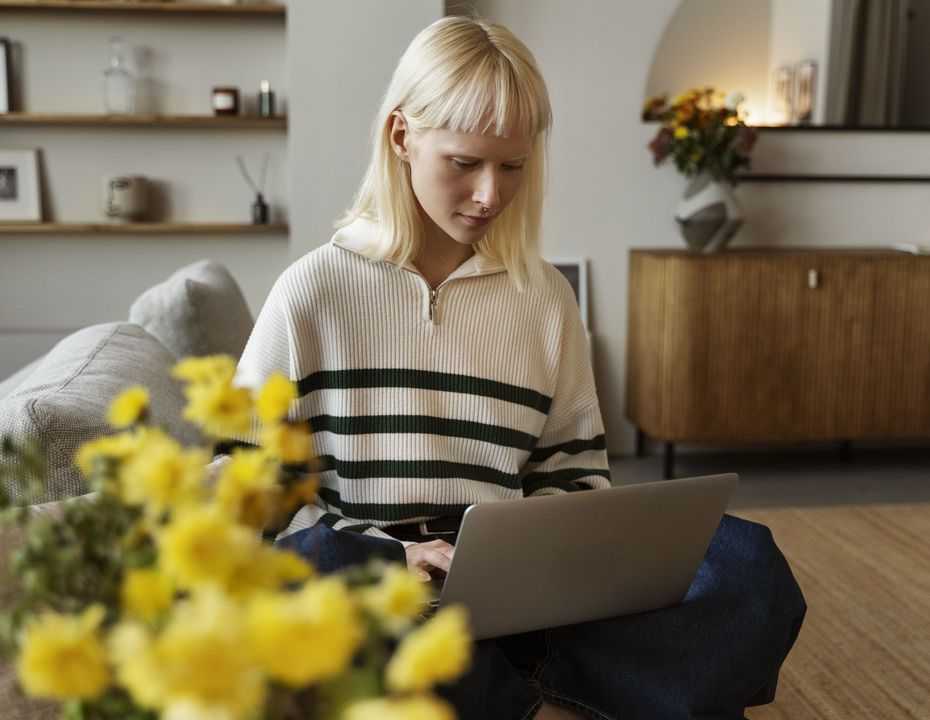 Lenso.ai vs PimEyes: Best face search engine compared